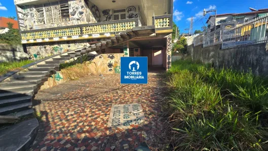 Ponto Comercial com 3 Quartos para venda ou aluguel, 224m² no Alcântara, São Gonçalo