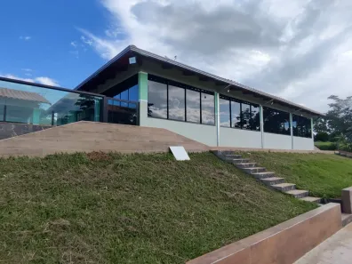 Fazenda/Sítio com 4 Quartos à venda, 350m² no , Goianápolis