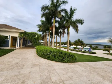 Fazenda/Sítio com 3 Quartos à venda, 300m² no Riviera de Santa Cristina I, Arandu