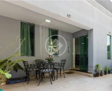 Casa com 3 Quartos à venda, 97m² no Asa Sul, Brasília