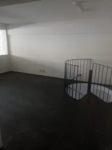 Ponto Comercial para alugar, 200m² no Santa Efigênia, Belo Horizonte