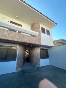 Casa com 3 Quartos para venda ou aluguel, 250m² no Jardim Piratininga, Sorocaba