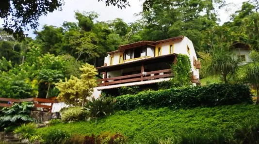 Casa de Condomínio com 3 Quartos para alugar, 6000m² no Pedro do Rio, Petrópolis
