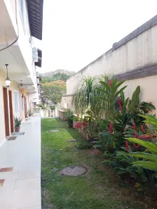Casa de Condomínio com 2 Quartos para venda ou aluguel, 85m² no Freguesia (Jacarepaguá), Rio de Janeiro