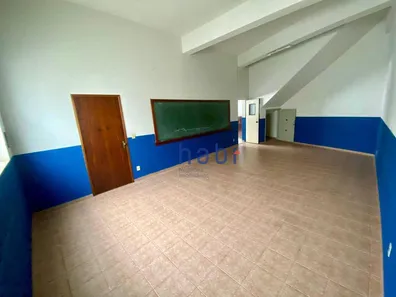 Prédio Comercial para alugar, 332m² no Vila Hortência, Sorocaba