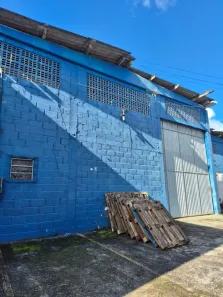 Galpão/Depósito/Armazém para alugar, 200m² no Águas Claras, Salvador