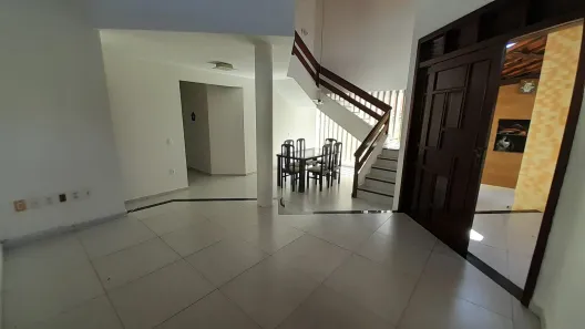 Casa de Condomínio com 4 Quartos para alugar, 196m² no Candelária, Natal