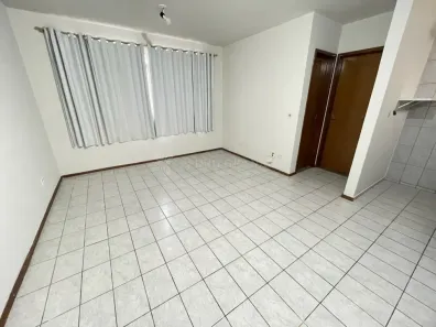 Kitnet com 1 Quarto para alugar, 39m² no Zona 7, Maringá