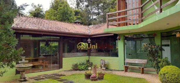 Casa de Condomínio com 3 Quartos à venda, 274m² no Portal Mantiqueira, Santo Antônio do Pinhal