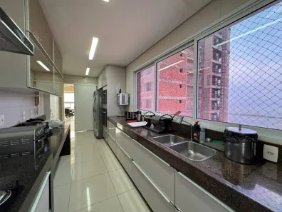 Apartamento com 4 Quartos à venda, 237m² no Graciosa - Orla 14, Palmas