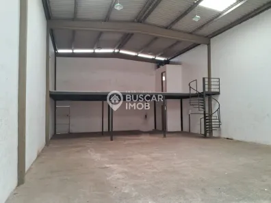 Galpão/Depósito/Armazém para alugar, 230m² no Buraquinho, Lauro de Freitas