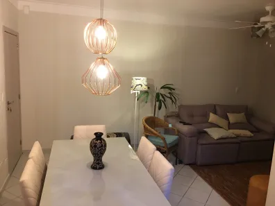 Apartamento com 2 Quartos à venda, 67m² no Jardim Las Palmas, Guarujá
