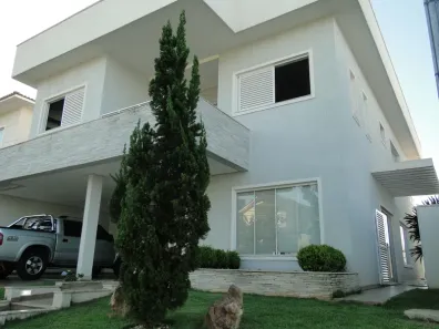 Casa de Condomínio com 4 Quartos para alugar, 390m² no Loteamento Portal do Sol II, Goiânia