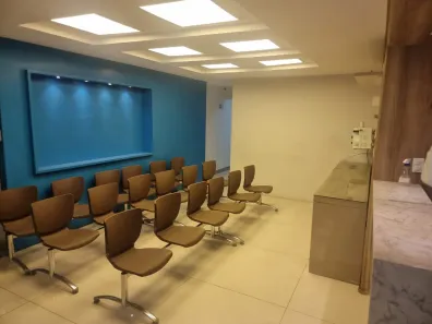 Consultório com 7 Quartos para alugar, 267m² no Chapada, Manaus
