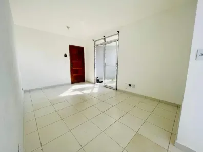 Apartamento com 2 Quartos para alugar, 70m² no Liberdade, Belo Horizonte