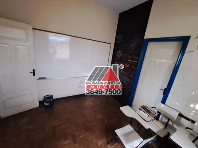 Casa com 9 Quartos para alugar, 360m² no São João Batista, Santa Luzia