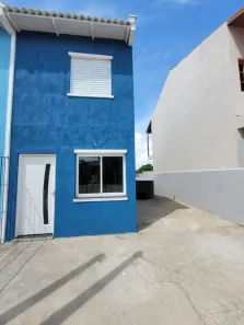Sobrado com 2 Quartos à venda, 61m² no Jardim do Bosque, Cachoeirinha