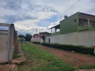 Sobrado com 4 Quartos à venda, 351m² no Setor Leste, Brasília