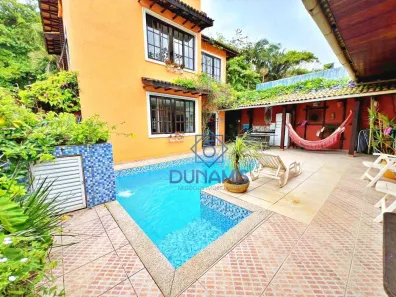 Casa com 5 Quartos à venda, 240m² no Guaiúba, Guarujá
