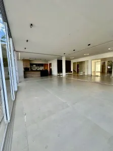 Sobrado com 5 Quartos para alugar, 416m² no Jardins Paris, Goiânia