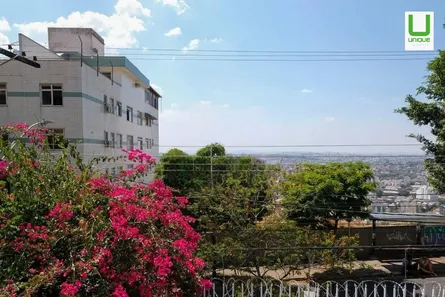 Casa com 5 Quartos à venda, 330m² no São Lucas, Belo Horizonte
