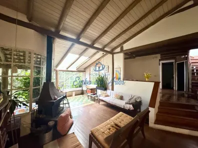 Casa de Condomínio com 2 Quartos para alugar, 200m² no Ressaca, Itapecerica da Serra
