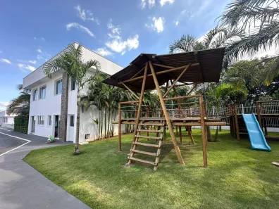 Casa de Condomínio com 3 Quartos para alugar, 200m² no Sítios Santa Luzia, Aparecida de Goiânia