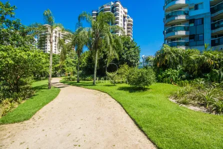 Apartamento com 4 Quartos para alugar, 370m² no Barra da Tijuca, Rio de Janeiro