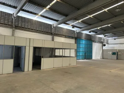 Galpão/Depósito/Armazém para alugar, 750m² no Pirajá, Salvador