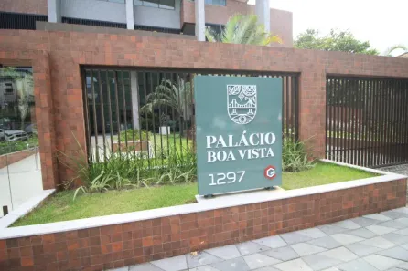Apartamento com 3 Quartos para alugar, 70m² no Boa Vista, Recife