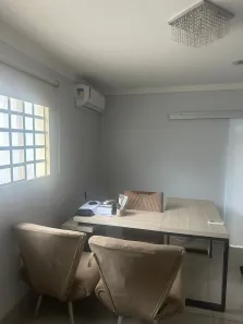 Sala Comercial com 3 Quartos para alugar, 90m² no Parque Primavera, Aparecida de Goiânia