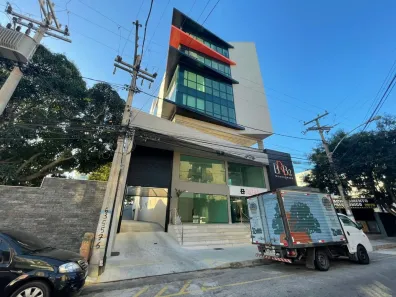 Sala Comercial para alugar, 80m² no Centro, Cabo Frio