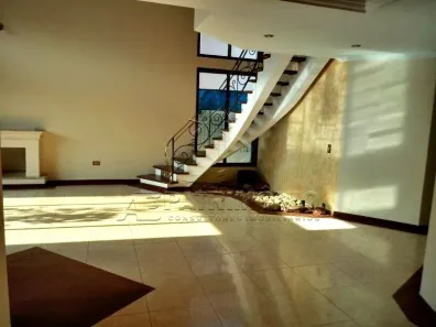 Casa de Condomínio com 4 Quartos para alugar, 240m² no Além Ponte, Sorocaba