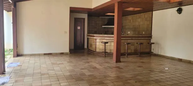 Ponto Comercial com 8 Quartos para alugar, 399m² no Santa Tereza, Belo Horizonte
