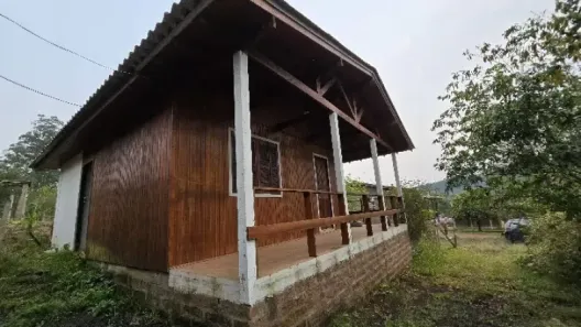 Fazenda/Sítio com 3 Quartos à venda, 120m² no Centro, Caraá