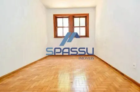 Casa com 2 Quartos para alugar, 304m² no Santo Antônio, Belo Horizonte
