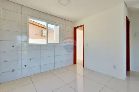Sobrado com 2 Quartos à venda, 62m² no Tarumã, Viamão