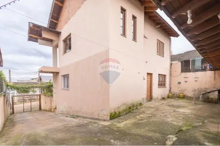 Sobrado com 3 Quartos à venda, 200m² no Jardim do Bosque, Cachoeirinha