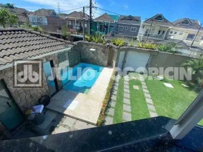 Casa de Condomínio com 5 Quartos para venda ou aluguel, 500m² no Vargem Pequena, Rio de Janeiro