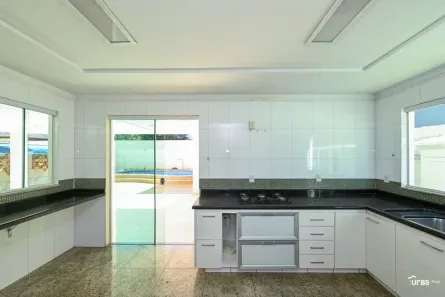 Casa de Condomínio com 4 Quartos para alugar, 370m² no Residencial Granville, Goiânia