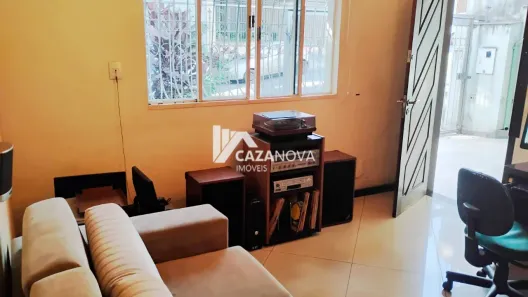 Casa com 4 Quartos à venda, 228m² no Caiçara-Adelaide, Belo Horizonte