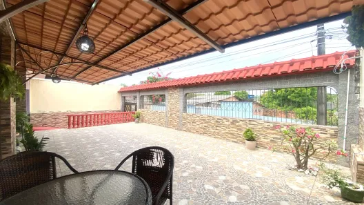 Casa com 3 Quartos à venda, 300m² no Aleixo, Manaus