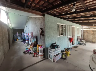Casa com 5 Quartos à venda, 200m² no Arapoanga, Brasília