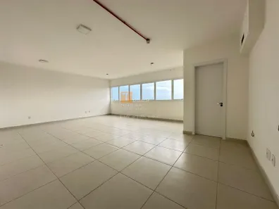 Sala Comercial à venda, 46m² no Desvio Rizzo, Caxias do Sul