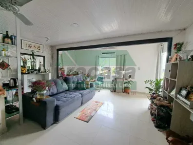 Casa com 5 Quartos para venda ou aluguel, 360m² no Dom Pedro I, Manaus