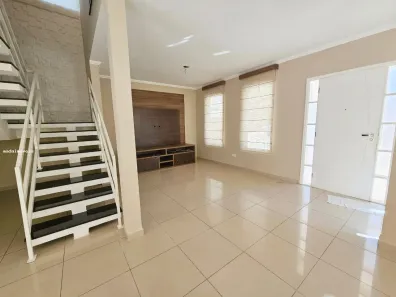 Casa de Condomínio com 3 Quartos para alugar, 187m² no Parque Residencial Itapeti, Mogi das Cruzes