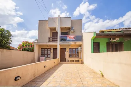 Sobrado com 2 Quartos à venda, 67m² no Jardim do Bosque, Cachoeirinha