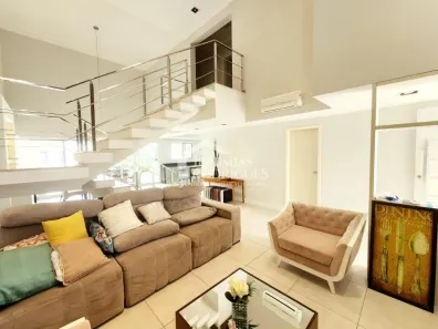 Casa de Condomínio com 3 Quartos à venda, 260m² no Castelo, Tremembé