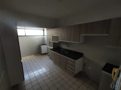 Apartamento com 3 Quartos para alugar, 125m² no Boa Viagem, Recife