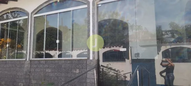 Casa com 5 Quartos para alugar, 300m² no Campo Grande, Rio de Janeiro